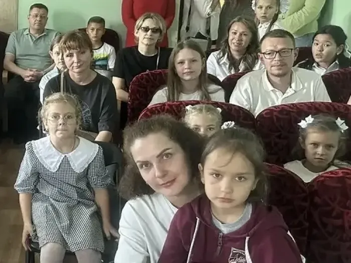 i (15)