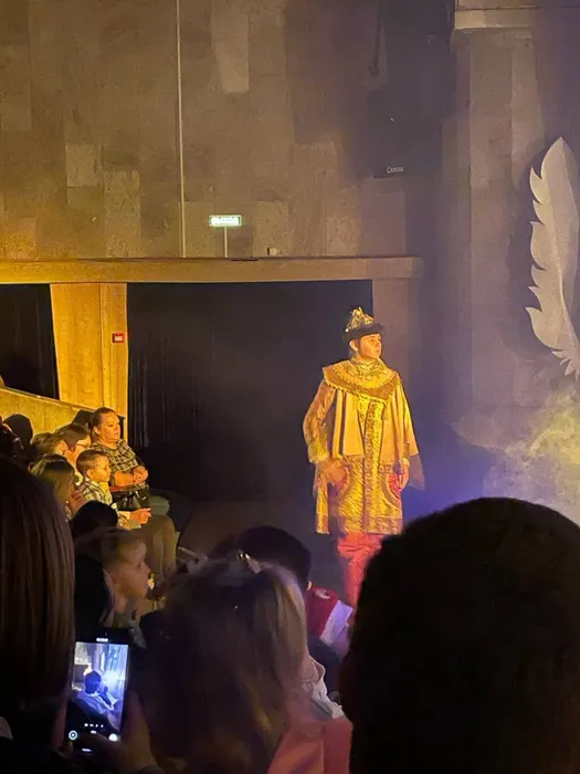 4b0af595-cb2b-4301-a457-7e1be7d41fbc