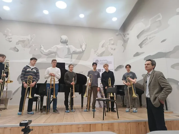 0bd13989-0b25-4e73-b9e5-e0552702cc73