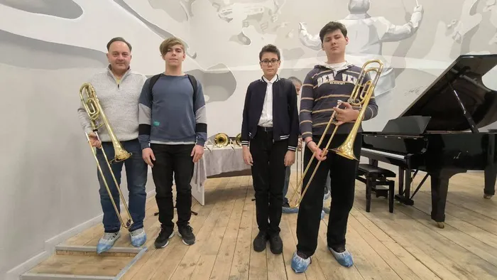 b2ea19cb-3325-4373-a117-99fa323adf22