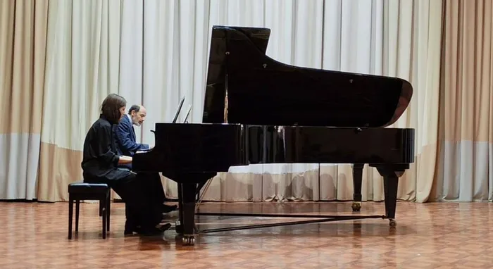 797b8715-29ca-4e45-b1d5-6979a0c30c9d