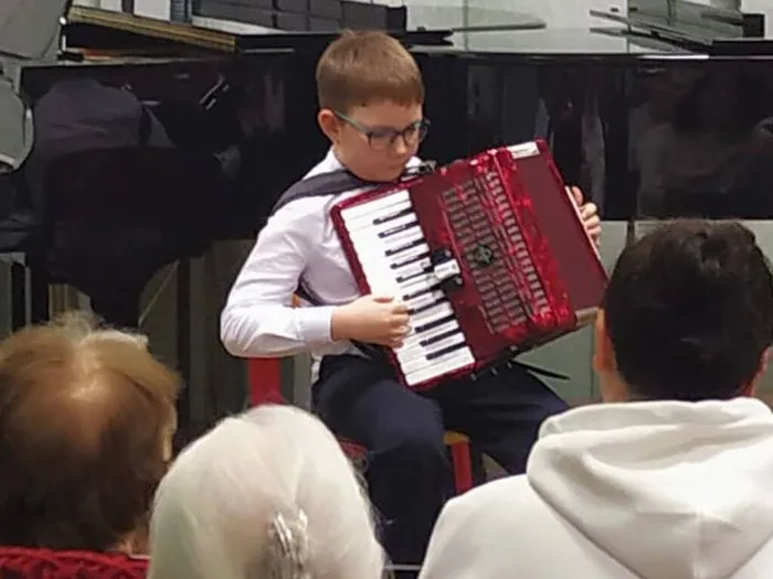 624fb76e-55a2-48e6-940a-fa2e791d4ec0