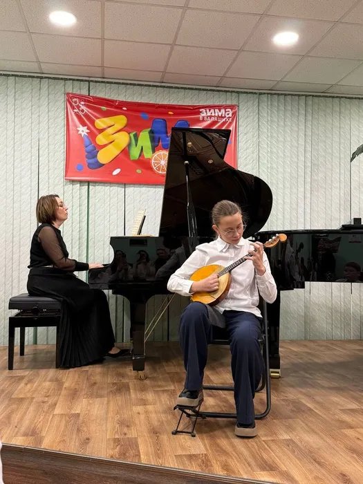 7037f325-b3c9-4121-a81e-17ea86fc2f2b