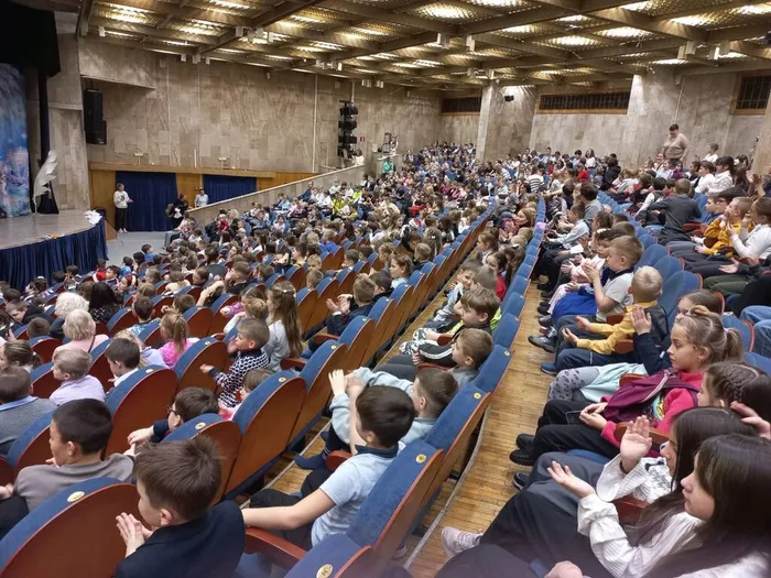 25d93885-dd3b-43d1-b6cc-458579b3f86a