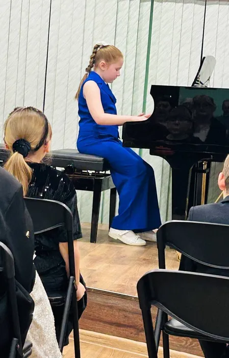 78171831-89c1-41a9-b67c-c4361db51e24